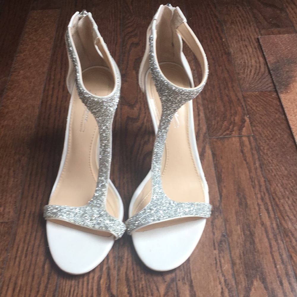 Vince Camuto Imagine “Phoebe” heels size 7.5